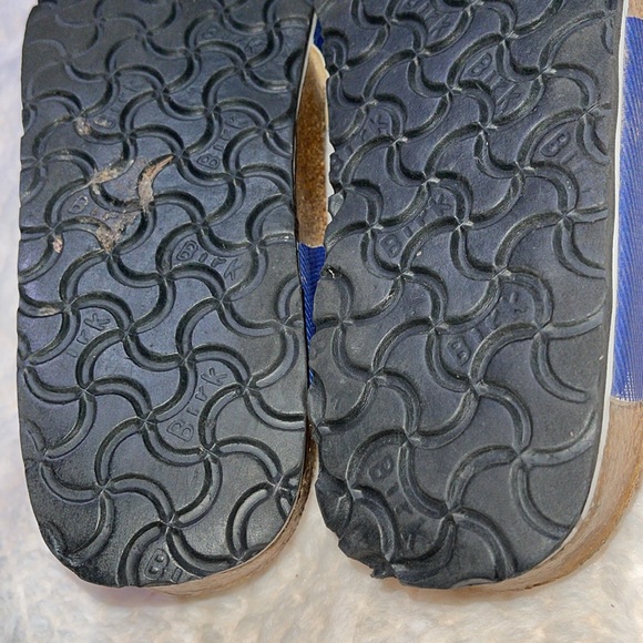 Birki’s Birkenstock Blue Sandals - Picture 7 of 8